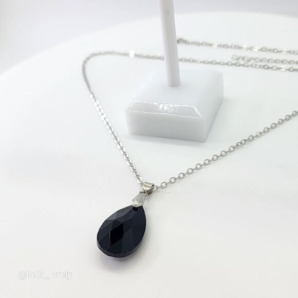 Faceted Teardrop Black Onyx Drop Dangle Earrings and Necklace Jewelry Set - Picture 6 of 7